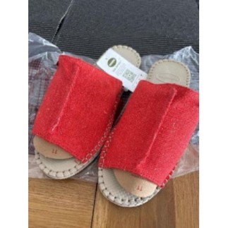 Mules rouges Havainas NEUF...