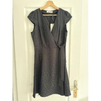 Robe NEUVE Noire NAF NAF...