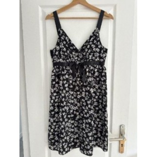 Robe à Bretelles Noire...