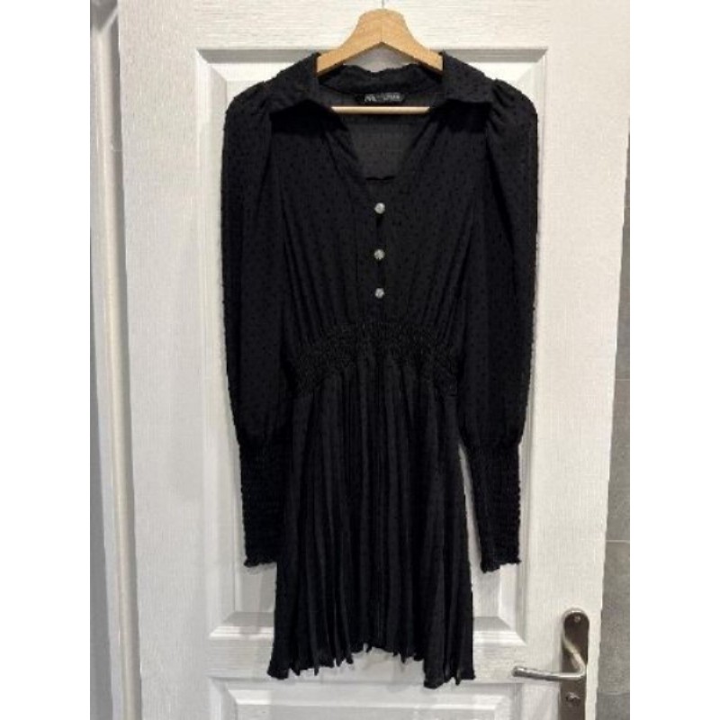 Robe Noire Courte Manches Longues ZARA Taille XS