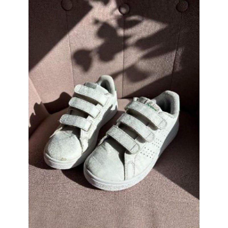 Chaussures Adidas enfant 32 blanches