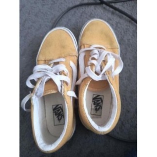 Vans jaune 32