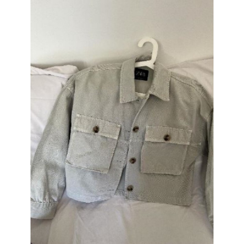 Blouson vert clair Zara femme 38/40 très peu porté 