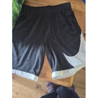 Short nike L