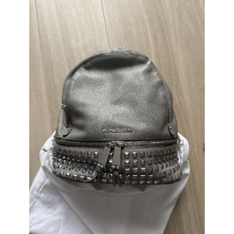 Sac a dos Michael Kors en cuir (prix boutique: 395€)