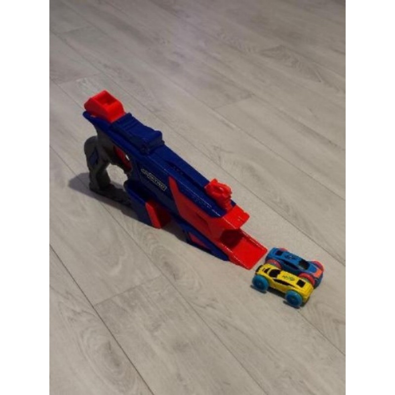 Lanceur voiture NERF Nitro 