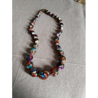 Collier ancien en verre...