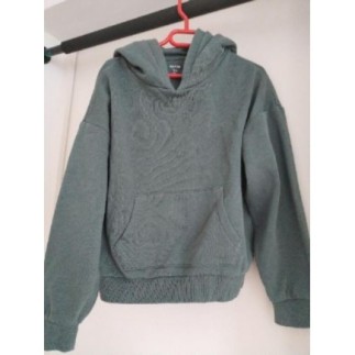 Pull capuche Kiabi 10 ans...