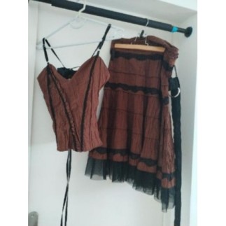 Ensemble jupe et bustier...