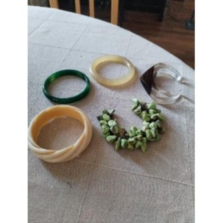 Bracelets divers