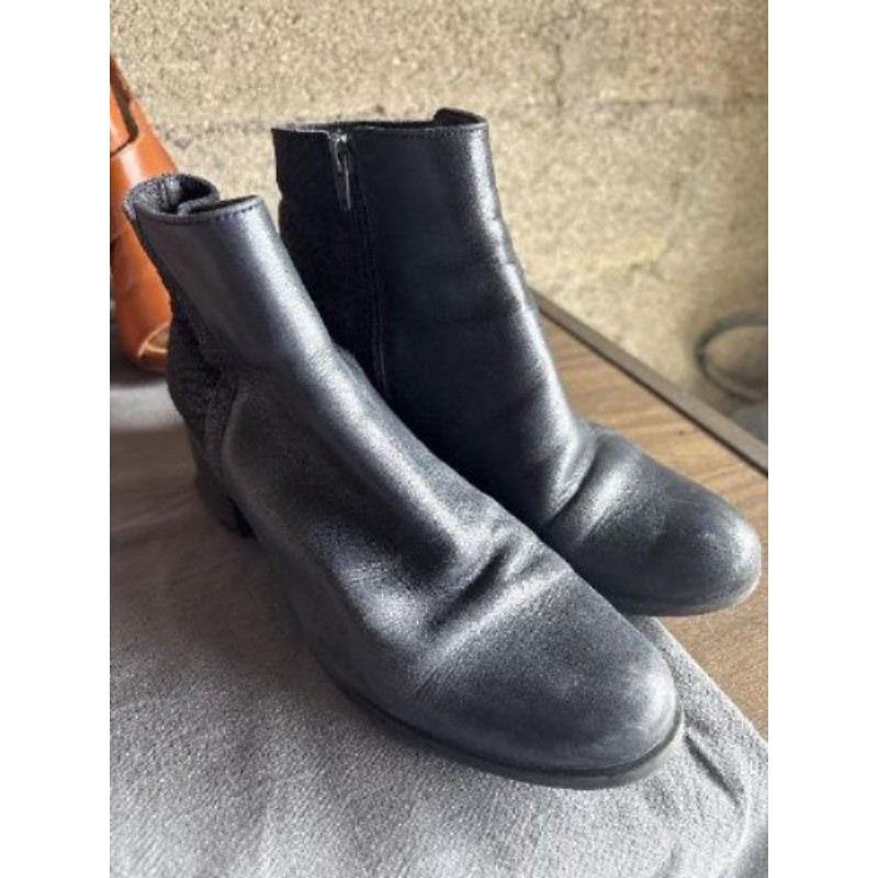 Bottines texto bleu marine taille 39