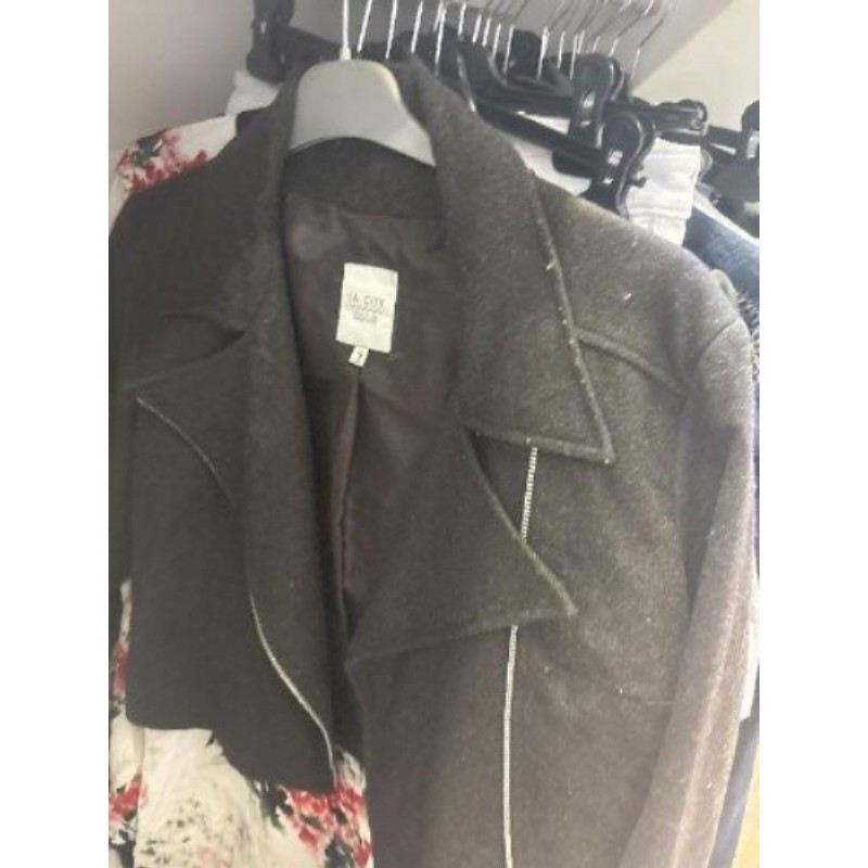 Veste grise la City, T3