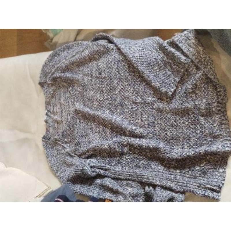 pull les petites S (grand) 36-38  voir petit 40 bleu et blanc