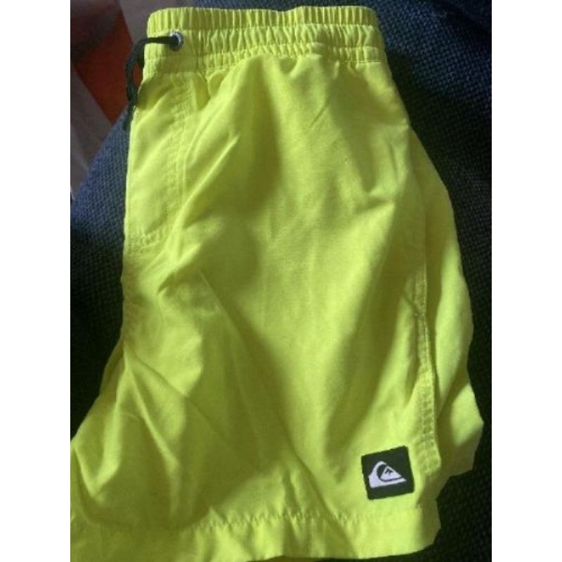 Bord short jaune  14 ans