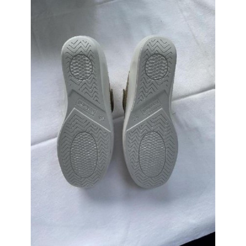 Chaussures PODOWELL T40 Modèle SARITA OR  Neuves, jamais portées  Semelle intérieure amovible vous p