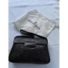Sac à main à rabat cuir lisse pleine fleur de vachette couleur noire Marque Inès de la Fressange Ban
