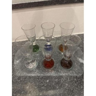 Verre et plateau 