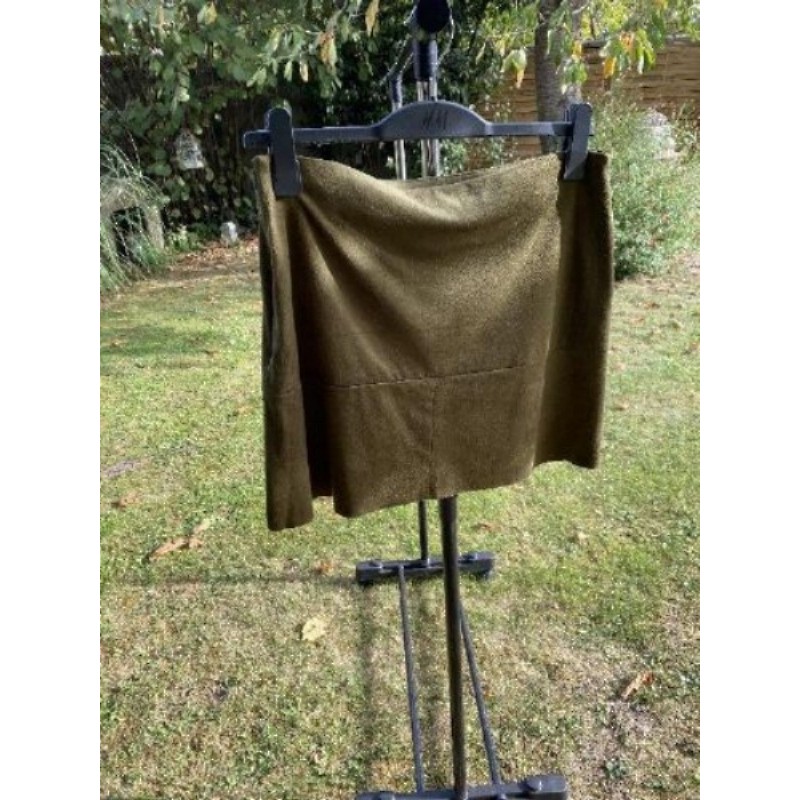 Jupe courte, kaki, taille M/L