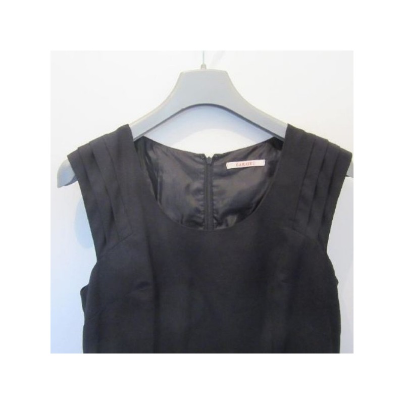 ROBE droite CAMAIEU noire T.38 empiècement devant / doublée
