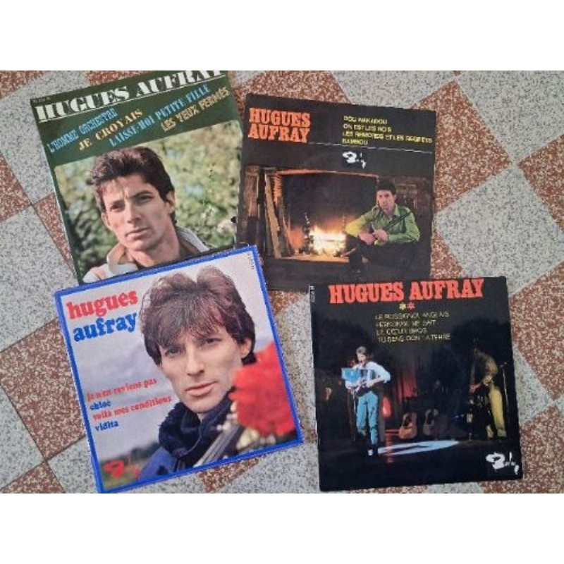 4 vinyles 45 TOURS HUGUES AUFRAY