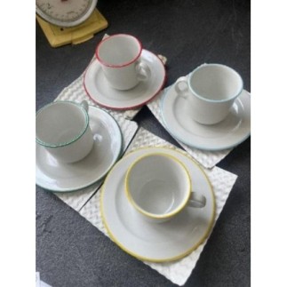 Ensemble 4 tasses et soucoupes