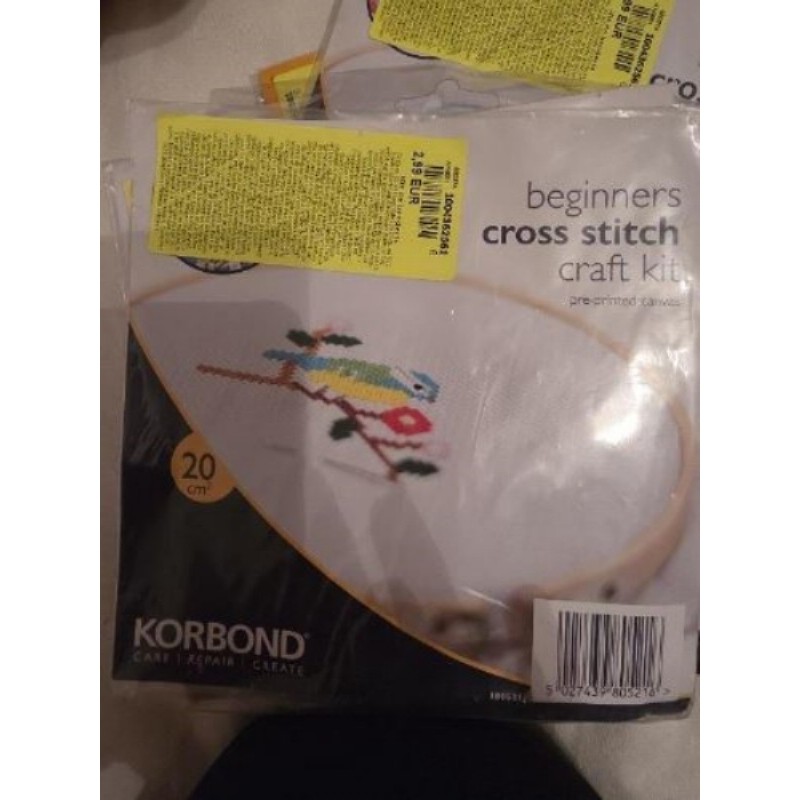 Point de croix oiseaux