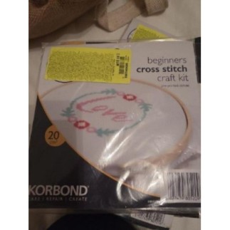 Broderie point de croix love