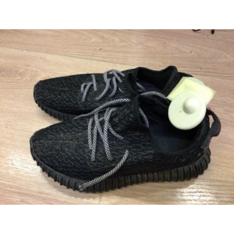 BASKET noir YEEZY BOOST P36