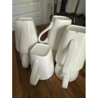 Lot de 7 tasses blanches 