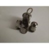 Serviteur ancien.Moutarde.Sel.Poivre.Manque bouchon en dessous de la salieree
