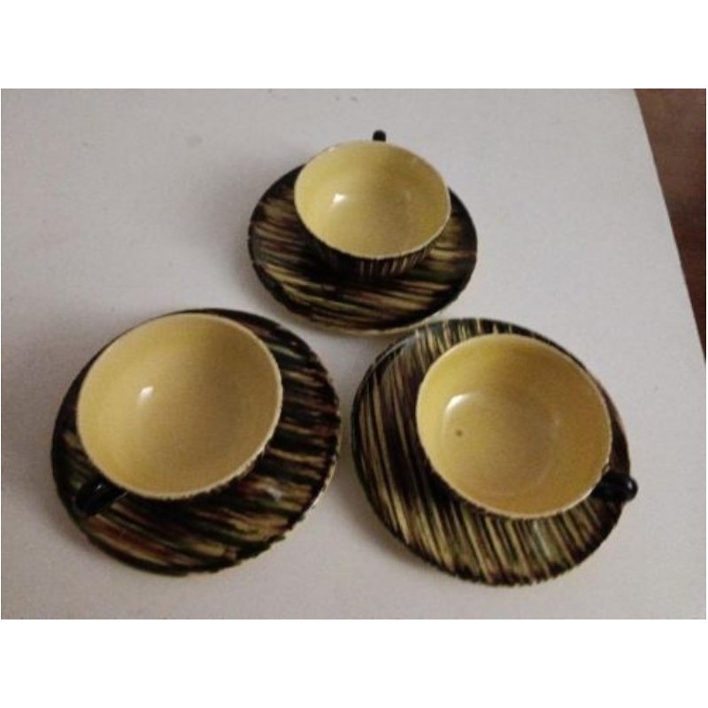 3 tasses Saint Clement avec leurs assiettes