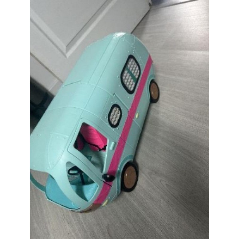 Camion poupée LOL
