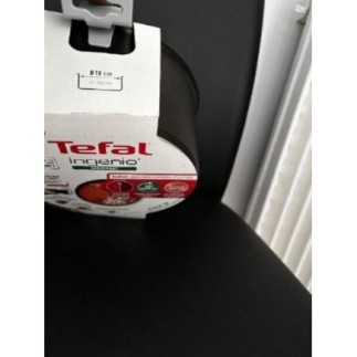Casserole jamais utilisé TEFAL