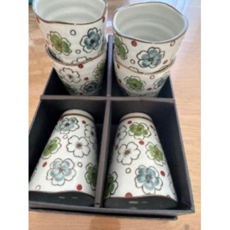 6 verres fleuries table...