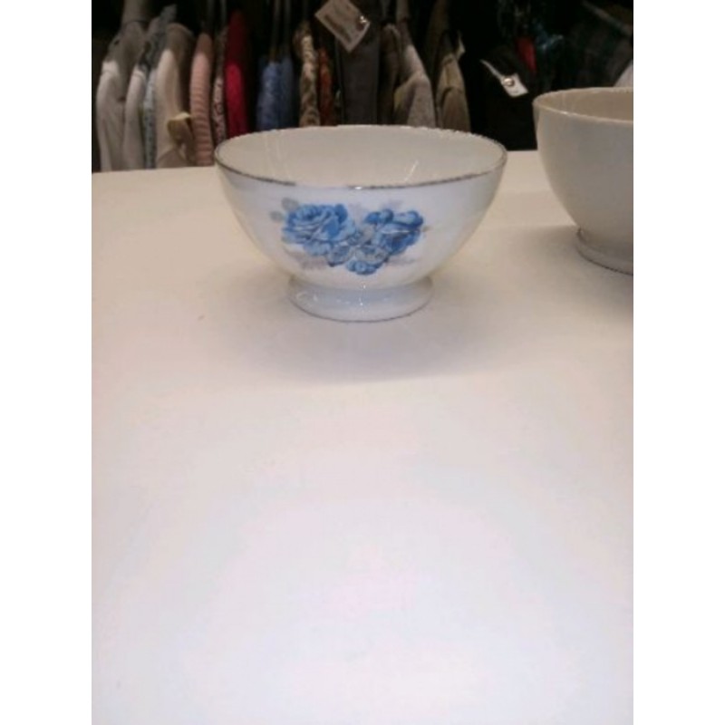 Petit bol faience roses bleues 
