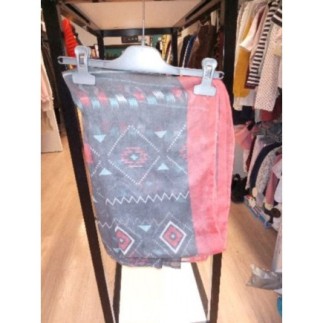 Foulard gris motifs...