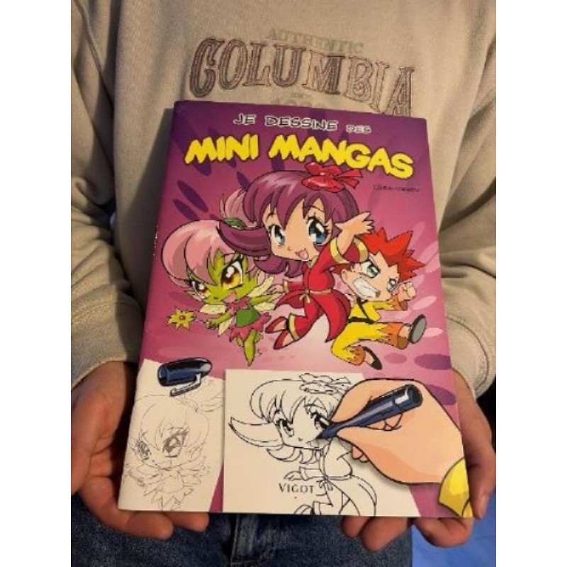 Je dessine des mini mangas