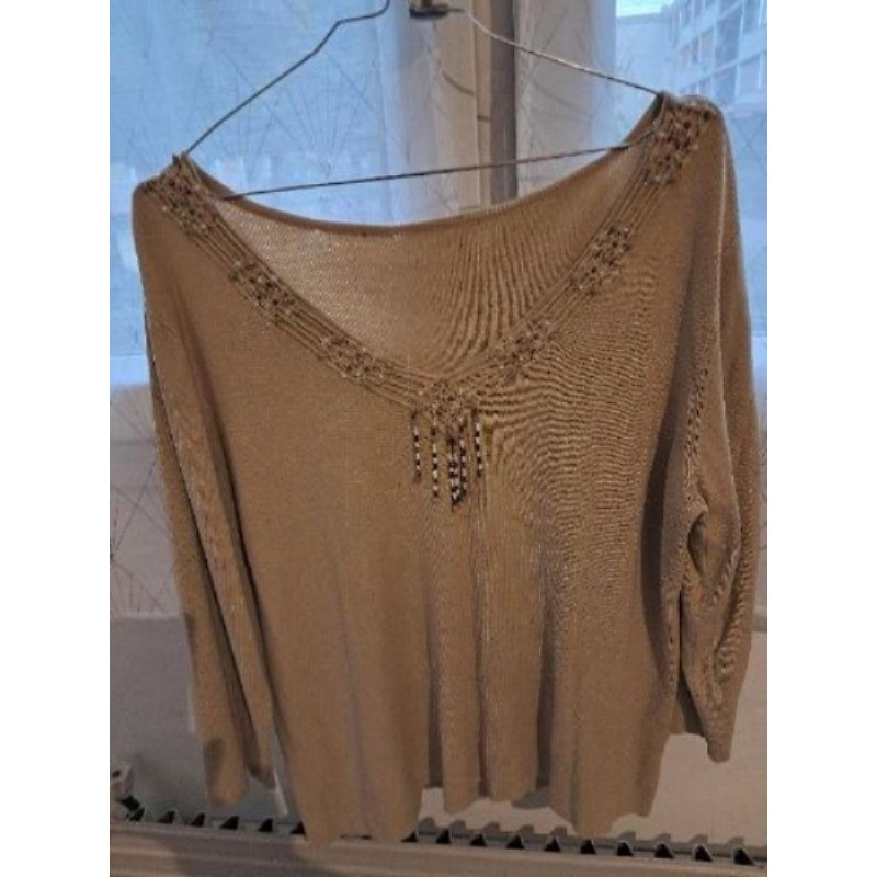 Pull femme manches longues coloris beige avec deco au col taille 50