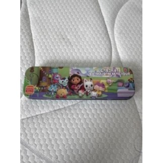 Trousse métallique Gabby et...