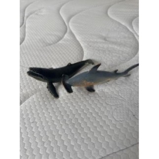 Lot de 2 cétacés (baleine...