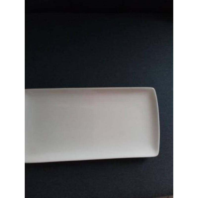 Plat à cake faïence blanc