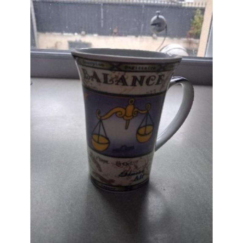 Tasse ,signe Balance 