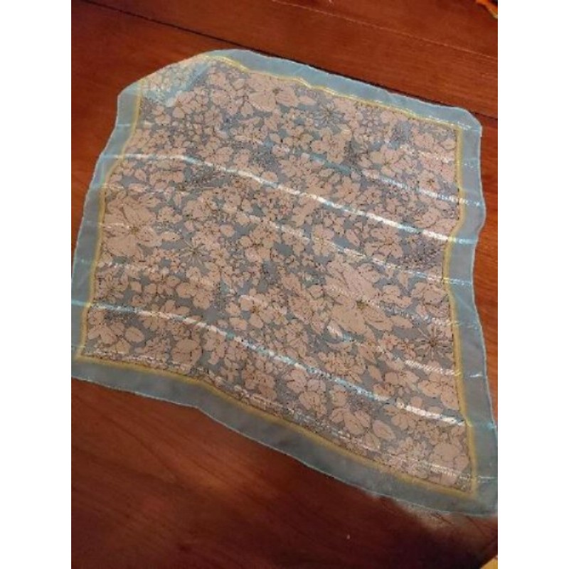 Ca-Petit foulard carré bleu et fleurs