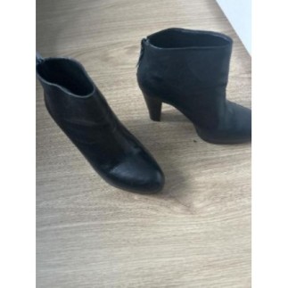 Bottes noires en cuir,...