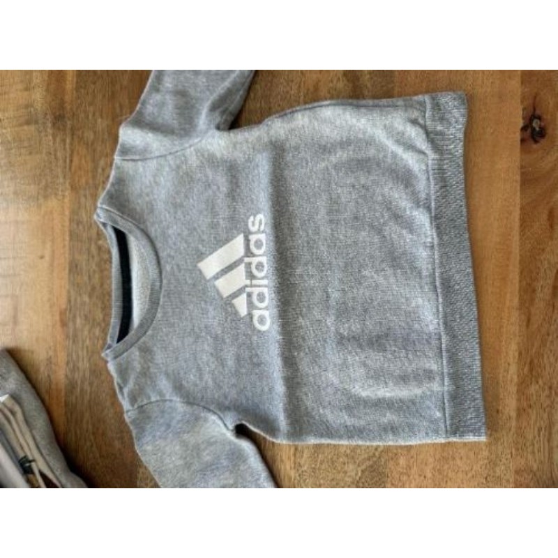 Pulls adidas gris 3 ans