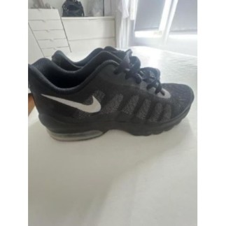 Chaussures noires, Nike 39