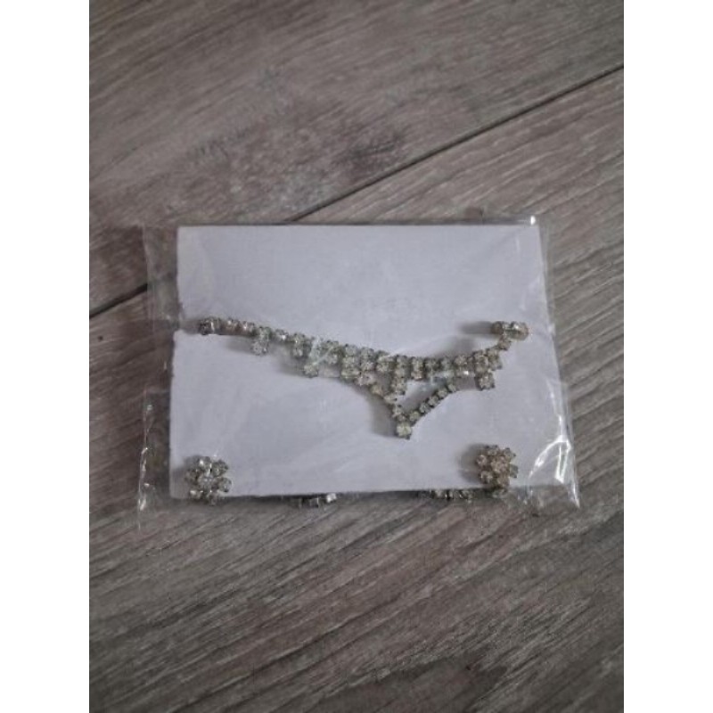 collier fantiaise et boucles clip
