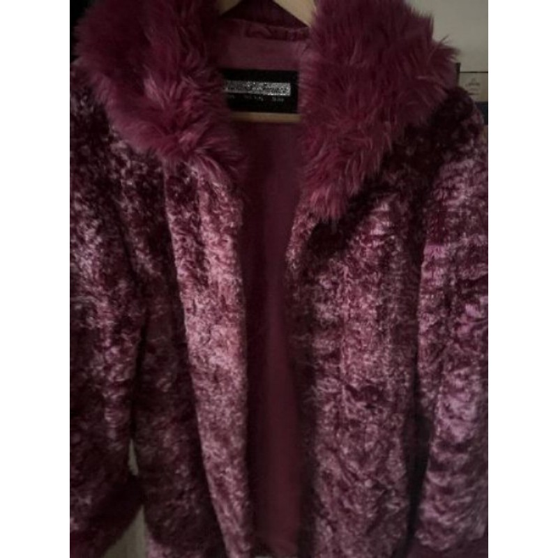 Manteau rose fushia style astrakan T 40