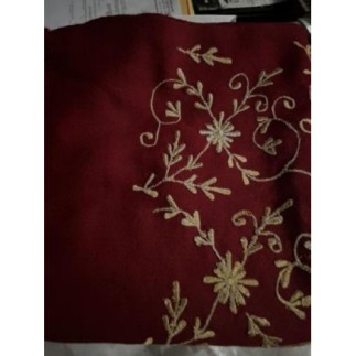 Plaid rouge motif or laine 