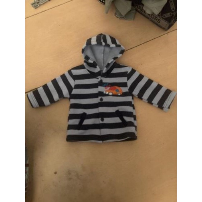 Polaire taille 6-9 mois 